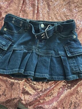 TRUE RELIGION Denim Cargo Pleated Mini Skirt with Belt